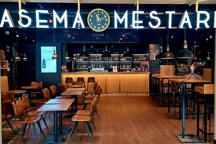 Hemingways Tampere, Asemamestari